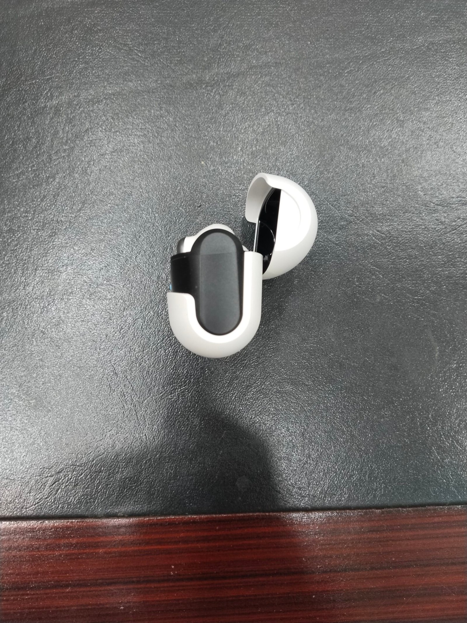 u39 true wireless bluetooth earbuds – 10m range, 4+ hours music playback & charging case u39 true wireless bluetooth earbuds – 10m range, 4+ hours music playback & charging case